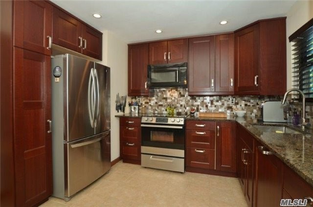 For Sale: 3 Madsen Ln East Northport, NY 11731