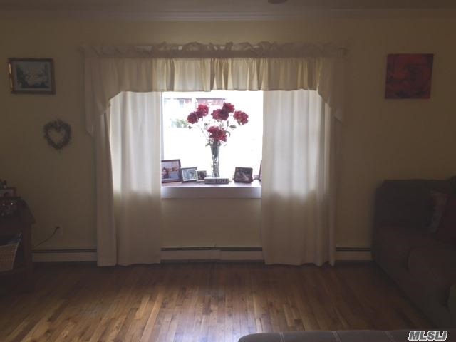 18 Locust Ave
