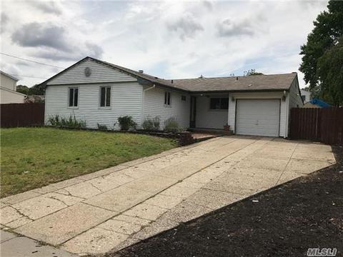 7 Cottage Dr