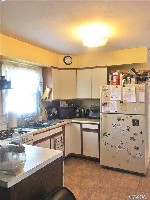 7 Cottage Dr