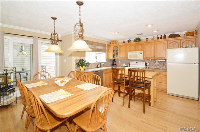 25 Terrace Ln