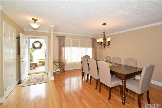 25 Terrace Ln