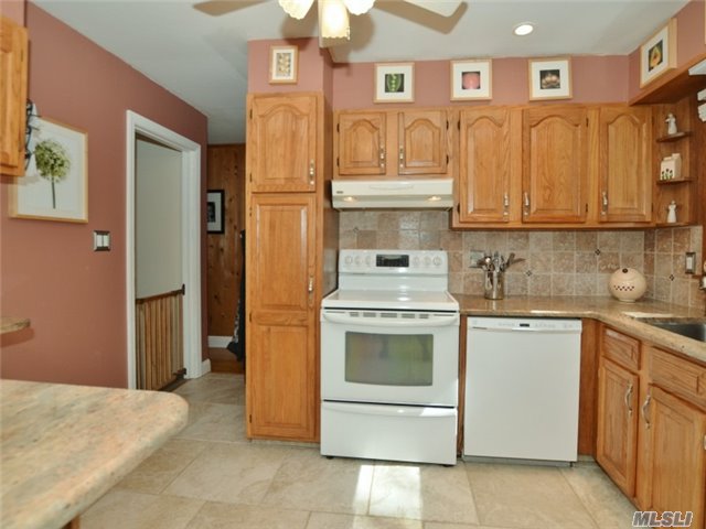 76 Wyman Ave