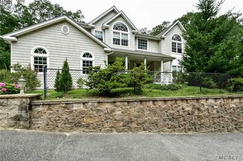 59 Ketewomoke Dr
