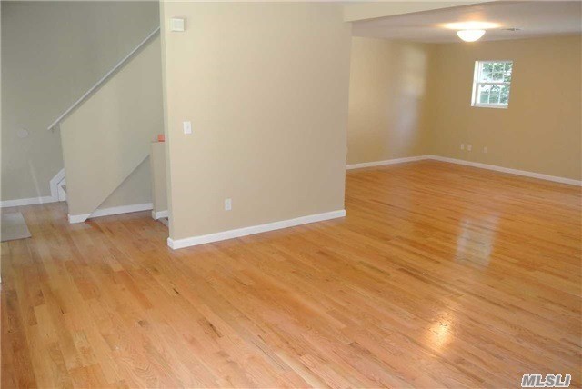 6 Denmark Ct