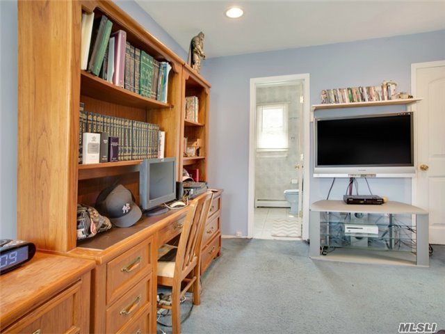 22 Stonywell Ct