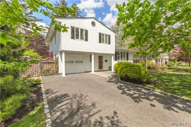 32 Roe St