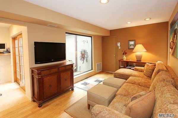 172 High Pond Dr