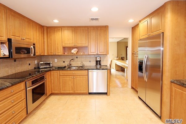 172 High Pond Dr