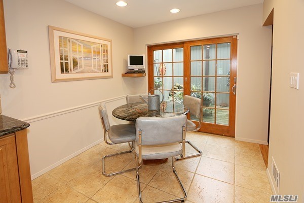 172 High Pond Dr