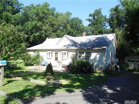 60 Narcissus Rd