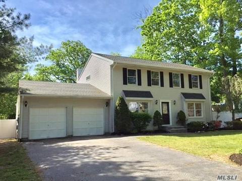 60 Narcissus Rd
