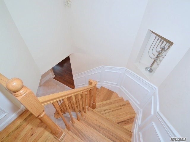 7 Cleveland St
