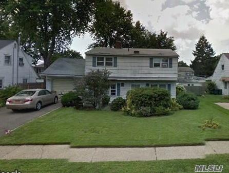 54 Squirrel Ln