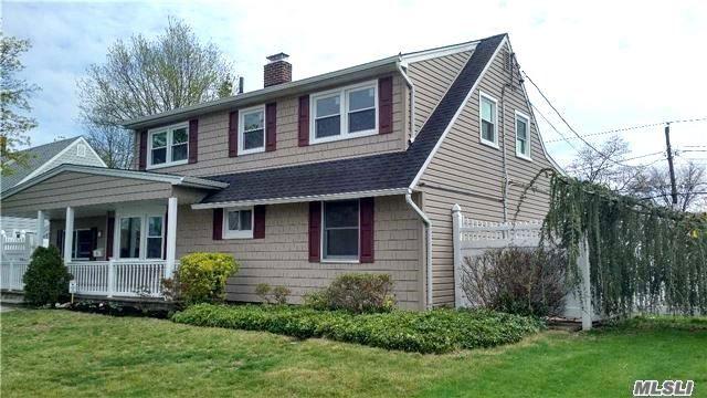 63 Bucket Ln