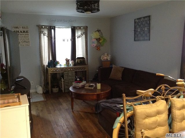 For Sale: 3701 Mallard Rd Levittown, NY 11756