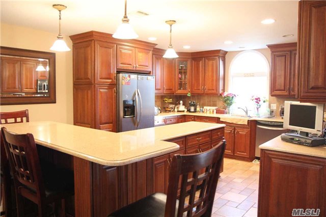 3893 Mill Rd
