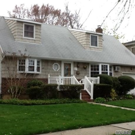 138 Jerusalem Ave
