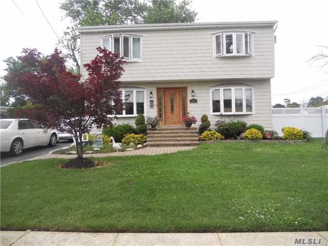 For Sale: 339 N Kentucky Ave Massapequa, NY 11758