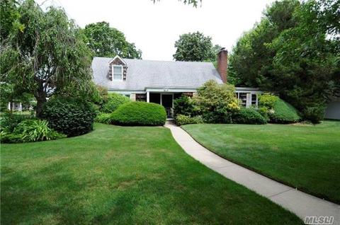11 Cambridge Dr