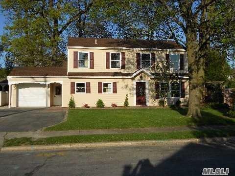 11 Cambridge Dr