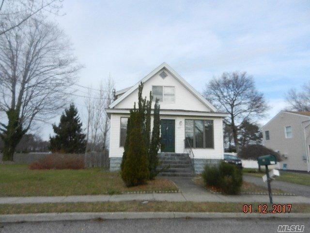 214 Cedar Ave
