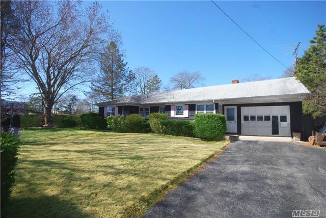 132 Chapel Ave