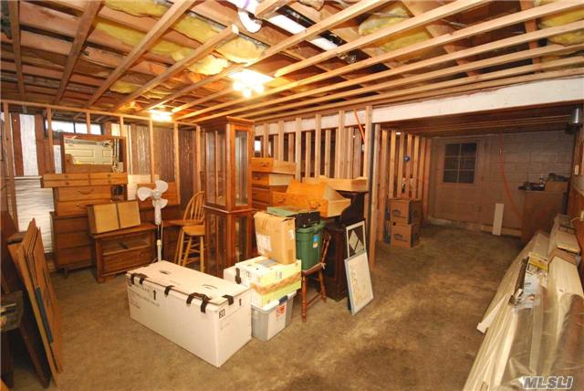 132 Chapel Ave