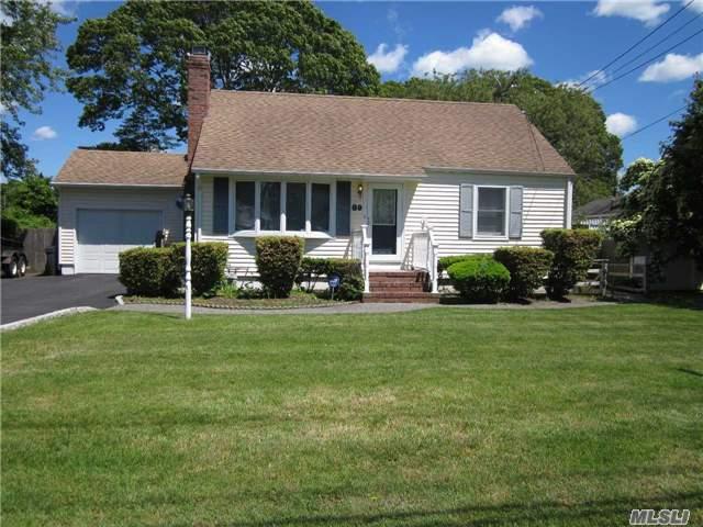 5 Lake Ct