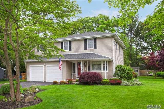 17 Roslyn Ct