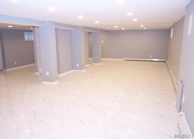 262 Barton Ave