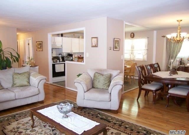 30 Yava St