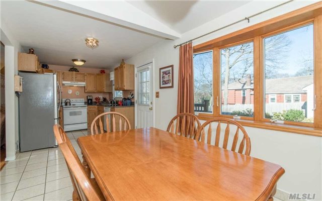 37 Samuel St