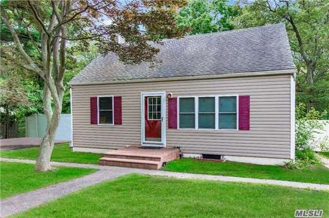 359 Central Islip Blvd