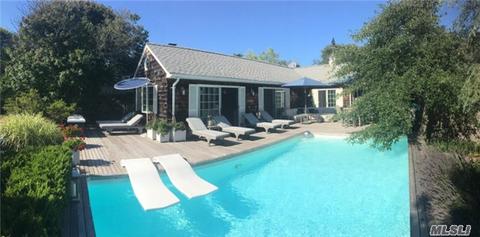 8 Kaywood Ct