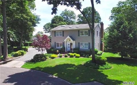 8 Kaywood Ct