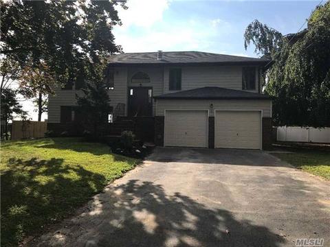 8 Kaywood Ct
