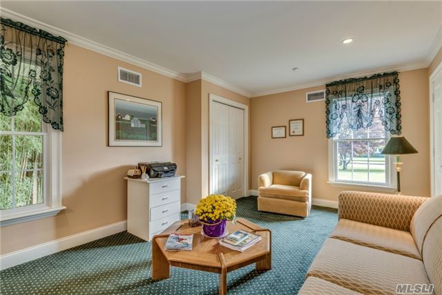 100 Sunset Dr