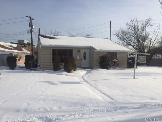 59 Colonial Dr
