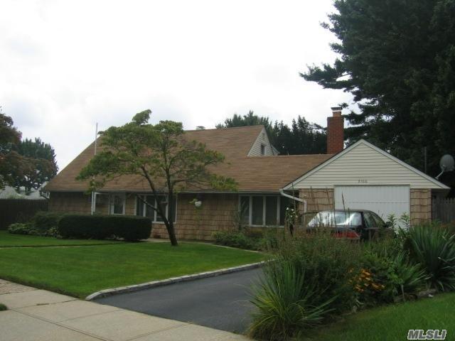 59 Colonial Dr