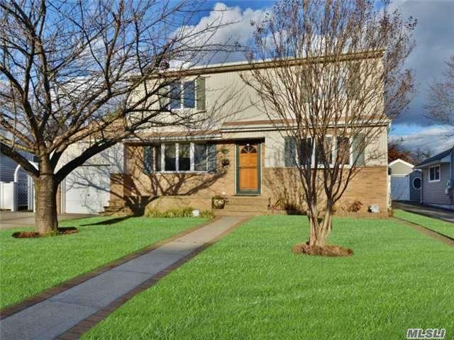 888 Oakfield Ave