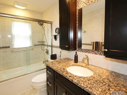213 Water Ln