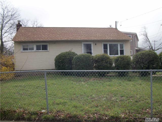 3438 Great Neck Rd