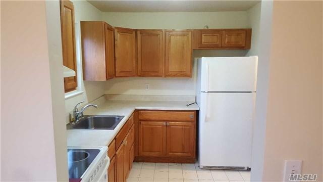 3438 Great Neck Rd
