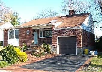 27 Sunbeam Rd