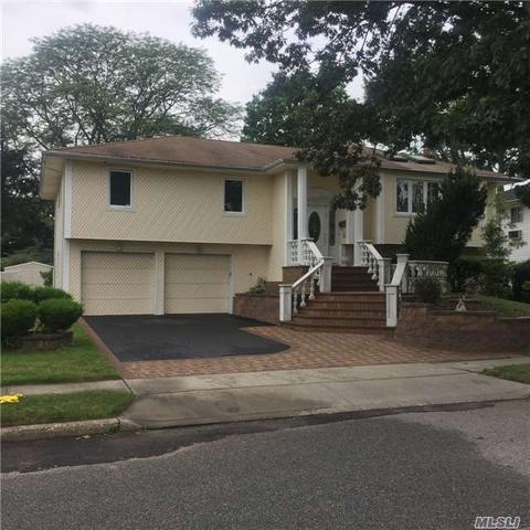 29 S Oaks Blvd