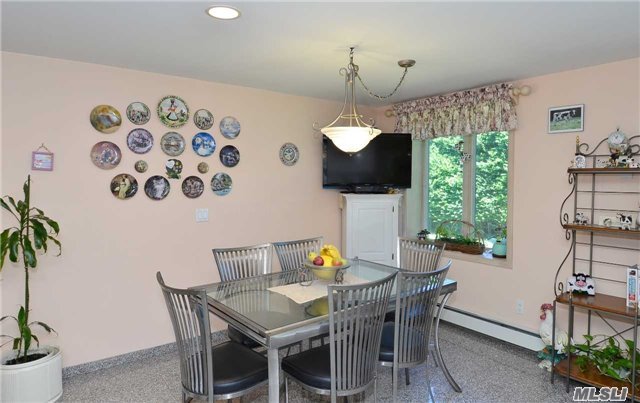 For Sale: 602 Woodbury Rd Plainview, NY 11803