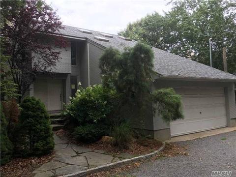 10 Rhododendron Dr