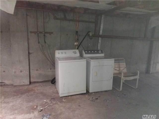 34 Hubbard Ln
