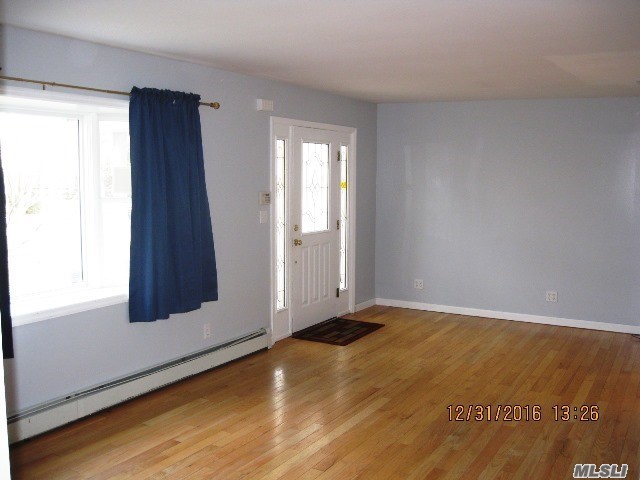 11 Madison St